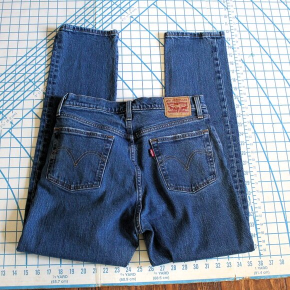 Levi's 501 Button Fly Jeans, Size Men 28/30 - Picture 1 of 12